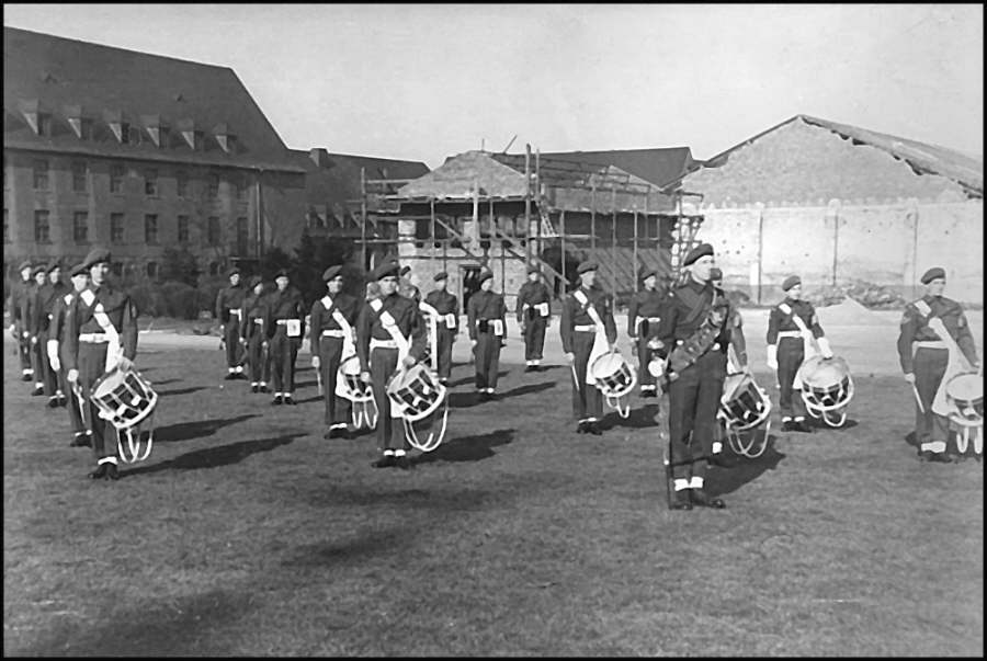 CORPS OF DRUMS   GERMANY
