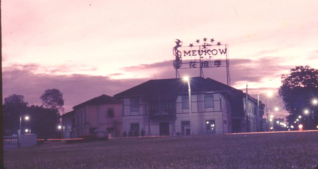 NEWTON CIRCUS ROAD BLOCK